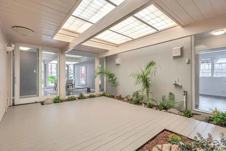 2007 New Brunswick Drive, San Mateo, California 94402