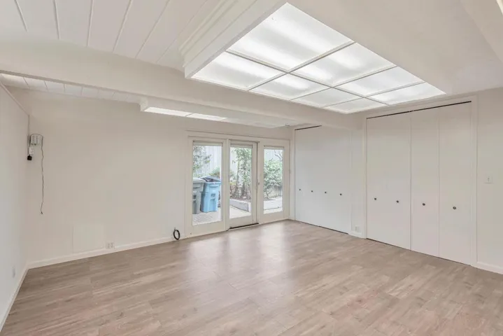 2007 New Brunswick Drive, San Mateo, California 94402