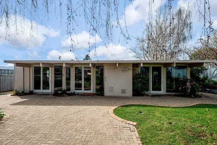 2007 New Brunswick Drive, San Mateo, California 94402