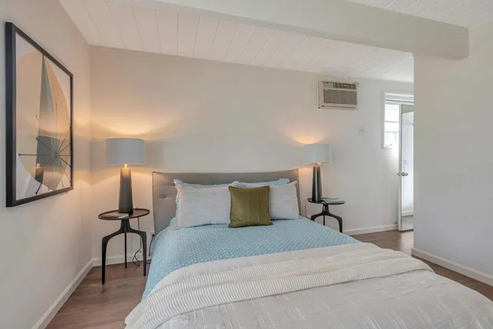 2007 New Brunswick Drive, San Mateo, California 94402