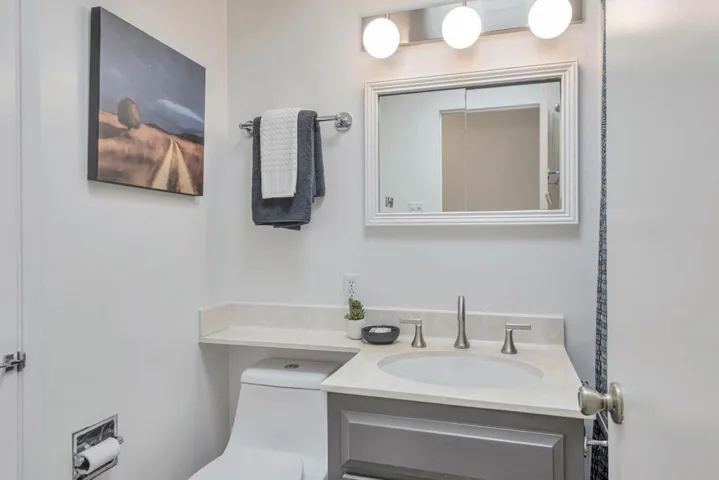2007 New Brunswick Drive, San Mateo, California 94402