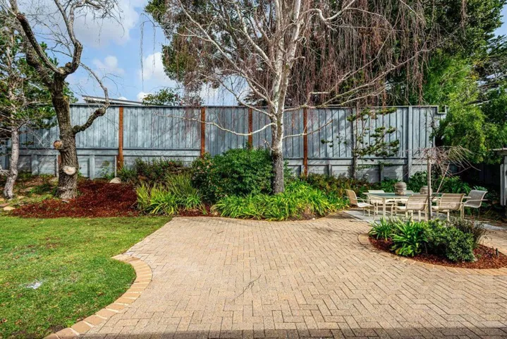 2007 New Brunswick Drive, San Mateo, California 94402