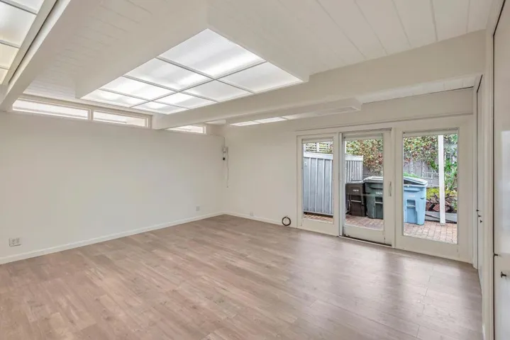 2007 New Brunswick Drive, San Mateo, California 94402