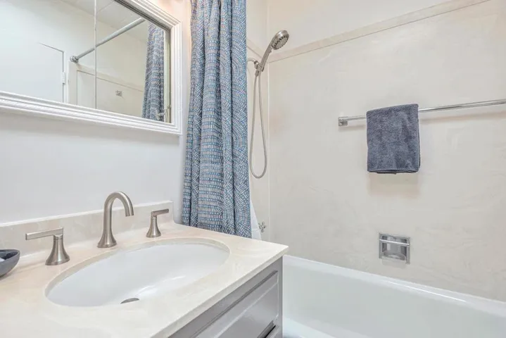 2007 New Brunswick Drive, San Mateo, California 94402