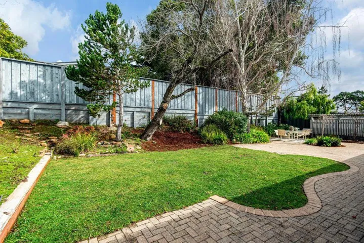 2007 New Brunswick Drive, San Mateo, California 94402