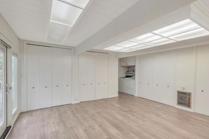 2007 New Brunswick Drive, San Mateo, California 94402