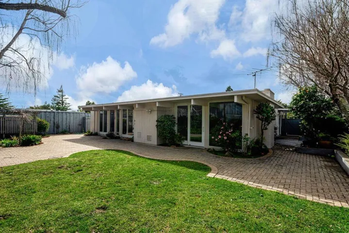 2007 New Brunswick Drive, San Mateo, California 94402