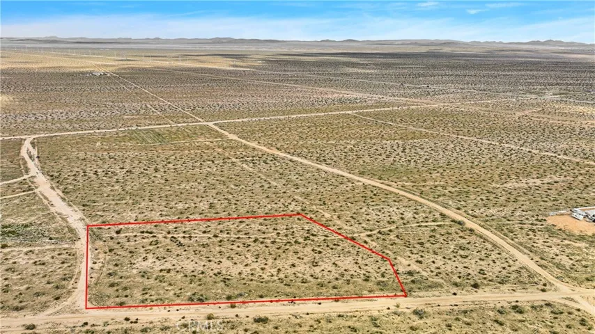 Red property boundary markers are not to be relied on as exact property lines. Buyer to confirm independently.