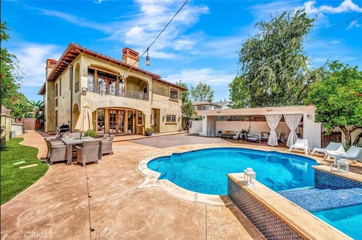 16806 Addison Street, Encino, California 91436