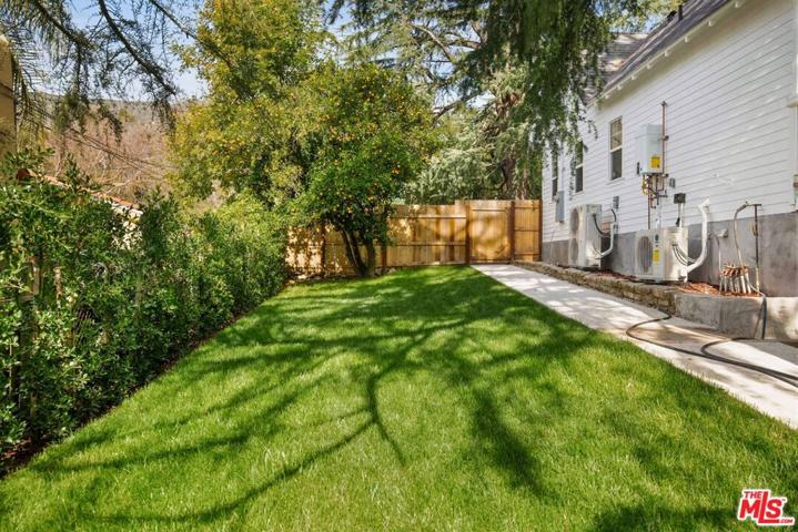 104 W Loma Alta Drive, Altadena, California 91001
