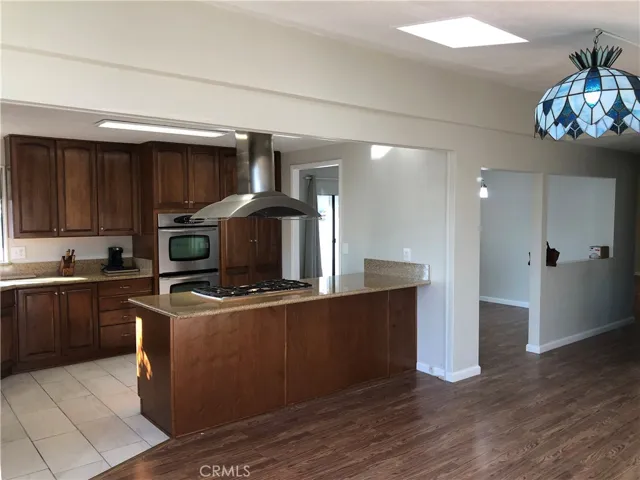929 E Foothill 45, Upland, California 91786