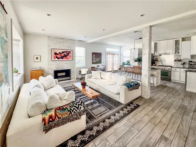 162 Rochester Street A, Costa Mesa, California 92627