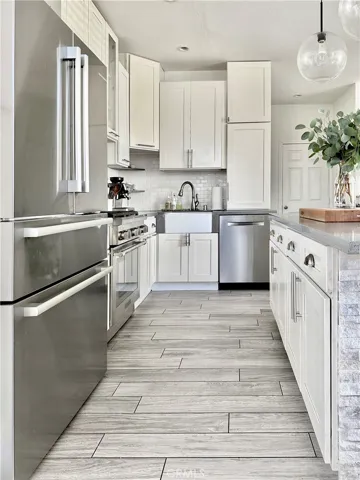 162 Rochester Street A, Costa Mesa, California 92627