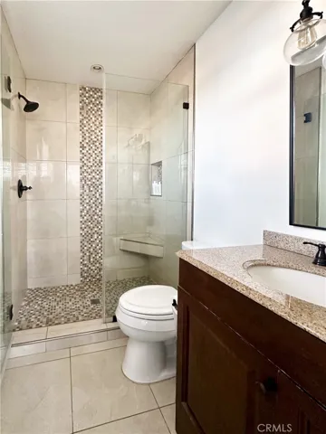 162 Rochester Street A, Costa Mesa, California 92627