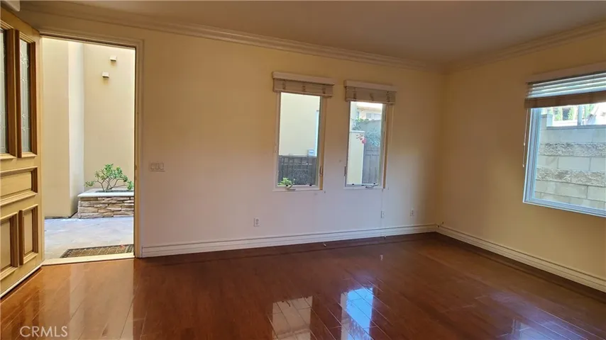 92 N Craig Avenue 8, Pasadena, California 91107