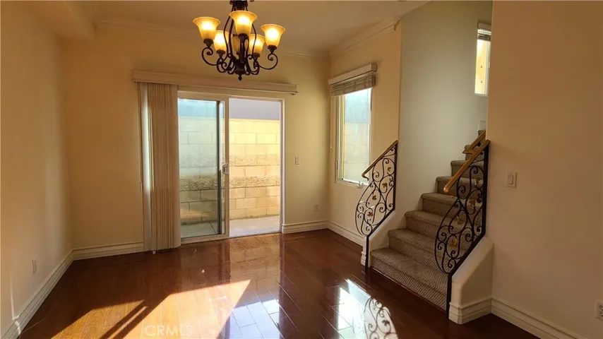 92 N Craig Avenue 8, Pasadena, California 91107