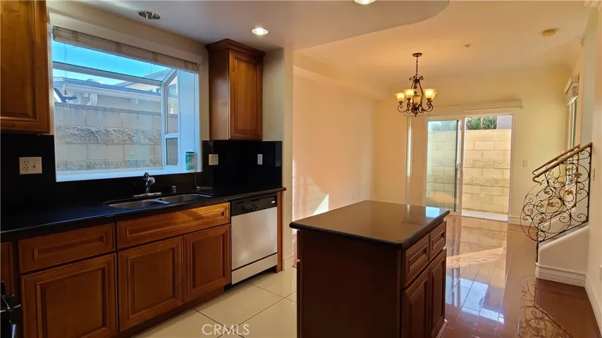 92 N Craig Avenue 8, Pasadena, California 91107