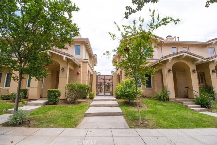 92 N Craig Avenue 8, Pasadena, California 91107