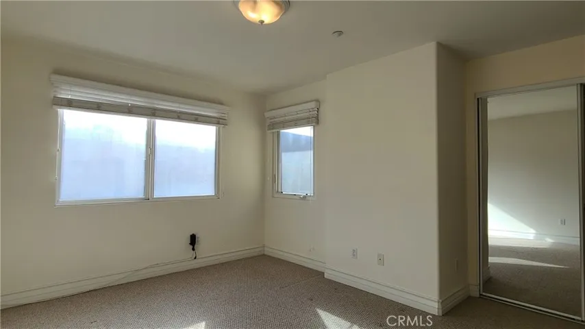 92 N Craig Avenue 8, Pasadena, California 91107