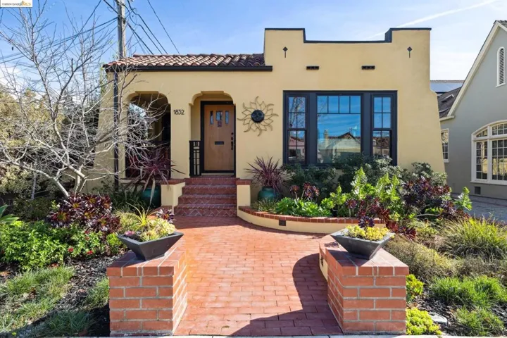 1832 Yale Drive, Alameda, California 94501