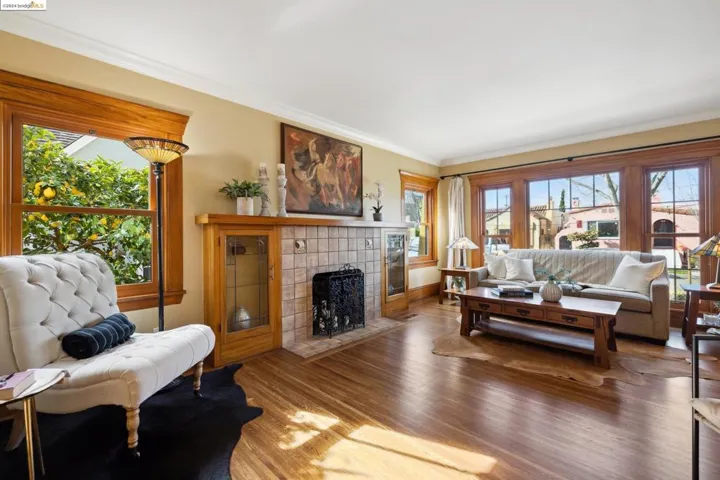 1832 Yale Drive, Alameda, California 94501