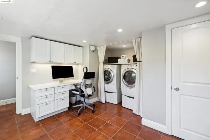 1832 Yale Drive, Alameda, California 94501