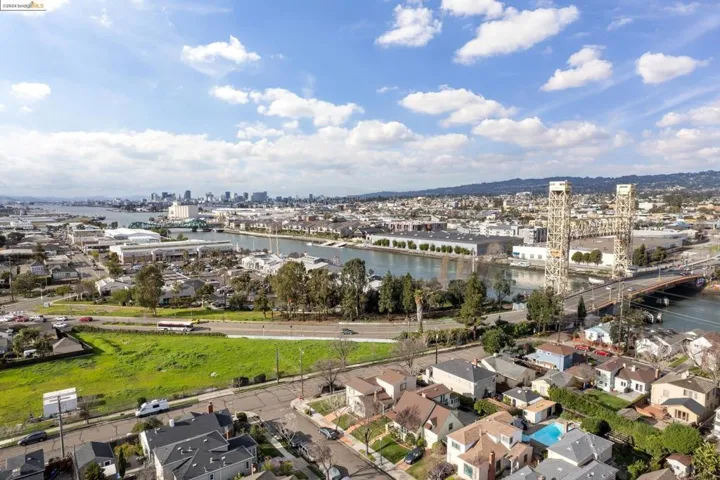 1832 Yale Drive, Alameda, California 94501