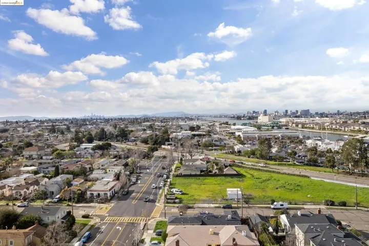 1832 Yale Drive, Alameda, California 94501