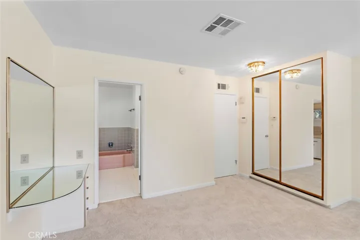 3957 Sunny Oak Road, Sherman Oaks, California 91403