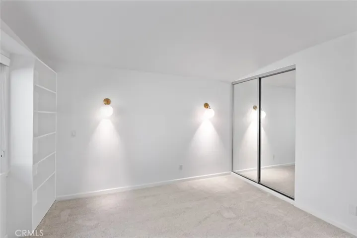 3957 Sunny Oak Road, Sherman Oaks, California 91403
