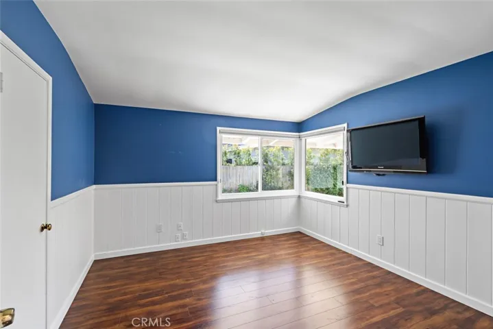3957 Sunny Oak Road, Sherman Oaks, California 91403