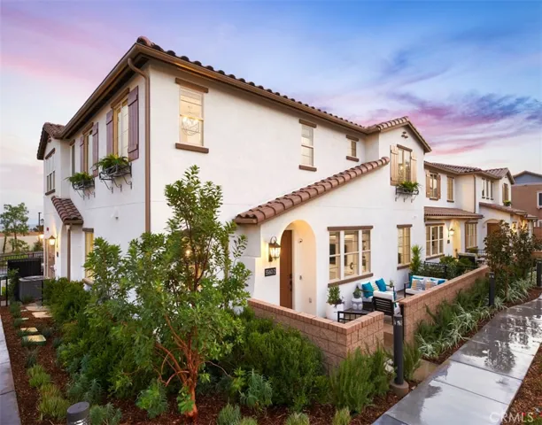 5560 Kate Way, Fontana, California 92336