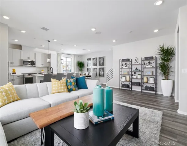 5560 Kate Way, Fontana, California 92336