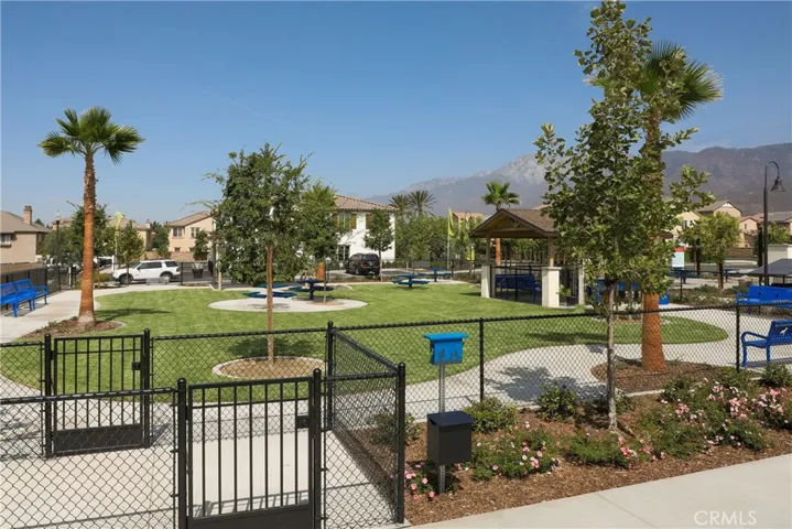 5560 Kate Way, Fontana, California 92336