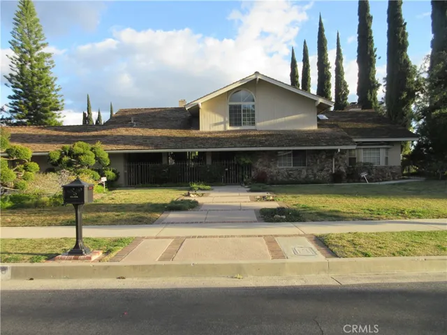 19456 Hiawatha Street, Northridge, California 91326