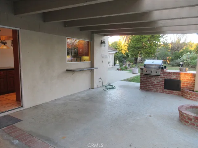 19456 Hiawatha Street, Northridge, California 91326