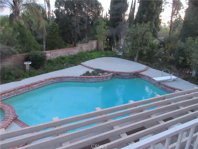 19456 Hiawatha Street, Northridge, California 91326