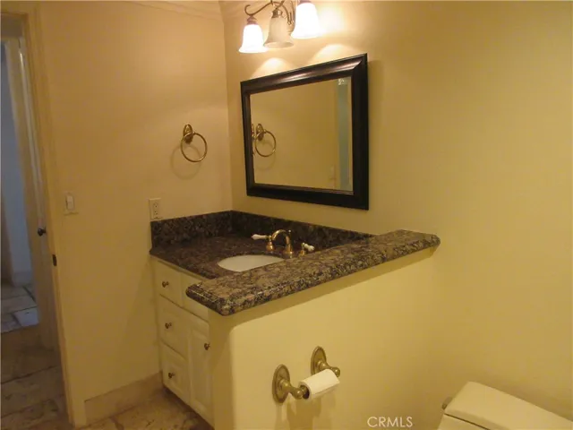 19456 Hiawatha Street, Northridge, California 91326