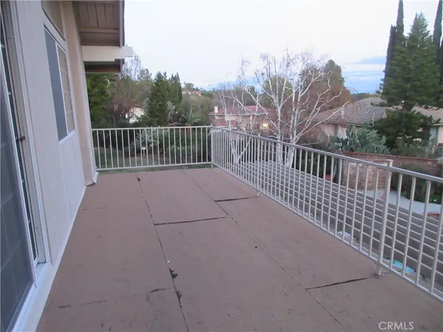 19456 Hiawatha Street, Northridge, California 91326
