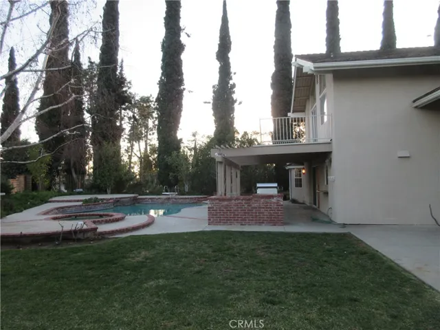 19456 Hiawatha Street, Northridge, California 91326