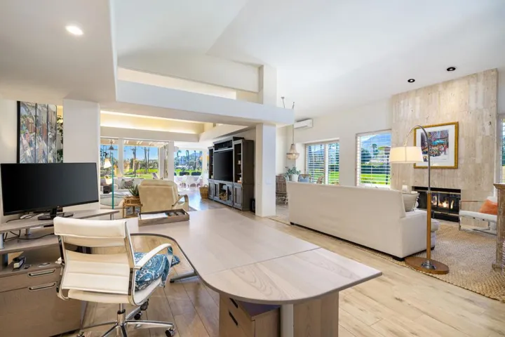 25-web-or-mls-CMRiviera-25