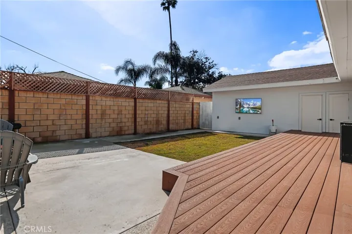 225 S Feldner Road, Orange, California 92868