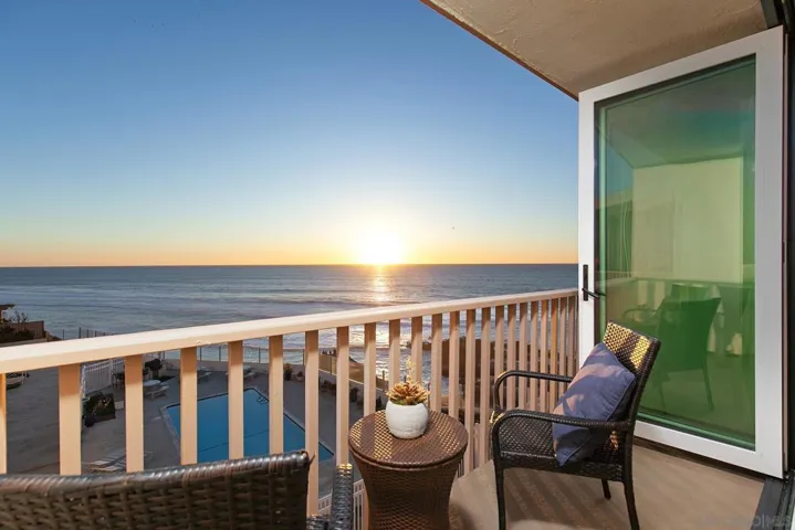5015 Santa Cruz Ave 309, San Diego, California 92107