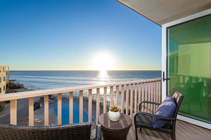 5015 Santa Cruz Ave 309, San Diego, California 92107
