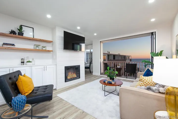 5015 Santa Cruz Ave 309, San Diego, California 92107