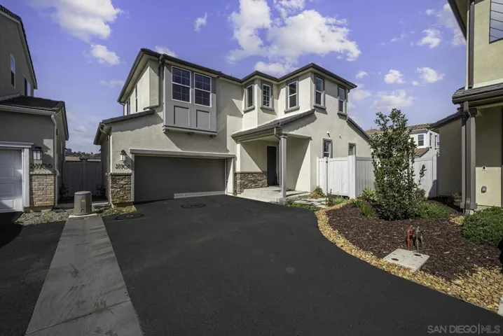 27708 Heritage Ln, Valley Center, California 92082