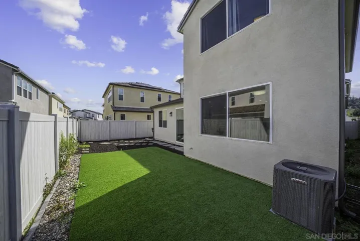 27708 Heritage Ln, Valley Center, California 92082