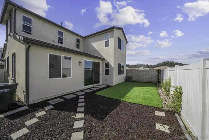 27708 Heritage Ln, Valley Center, California 92082