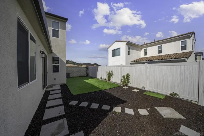 27708 Heritage Ln, Valley Center, California 92082