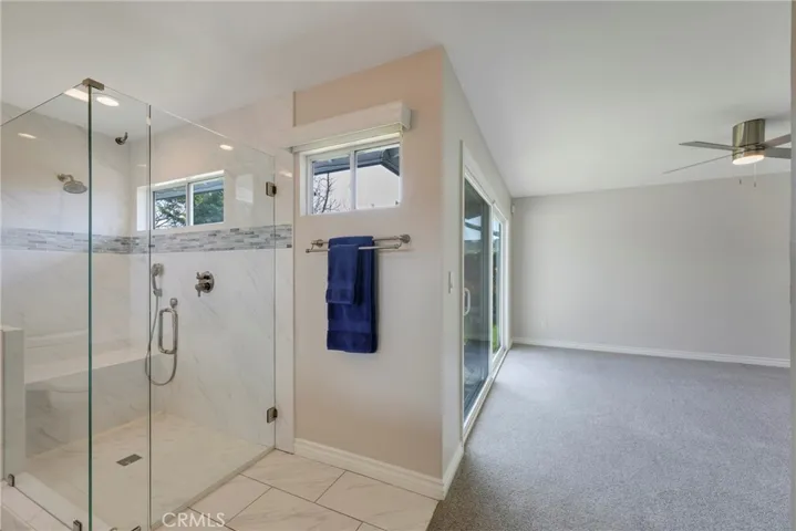 En suite master bathroom